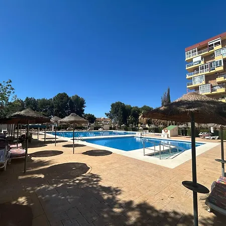 Apartment Niki студія нова, після ремонту Benalmádena